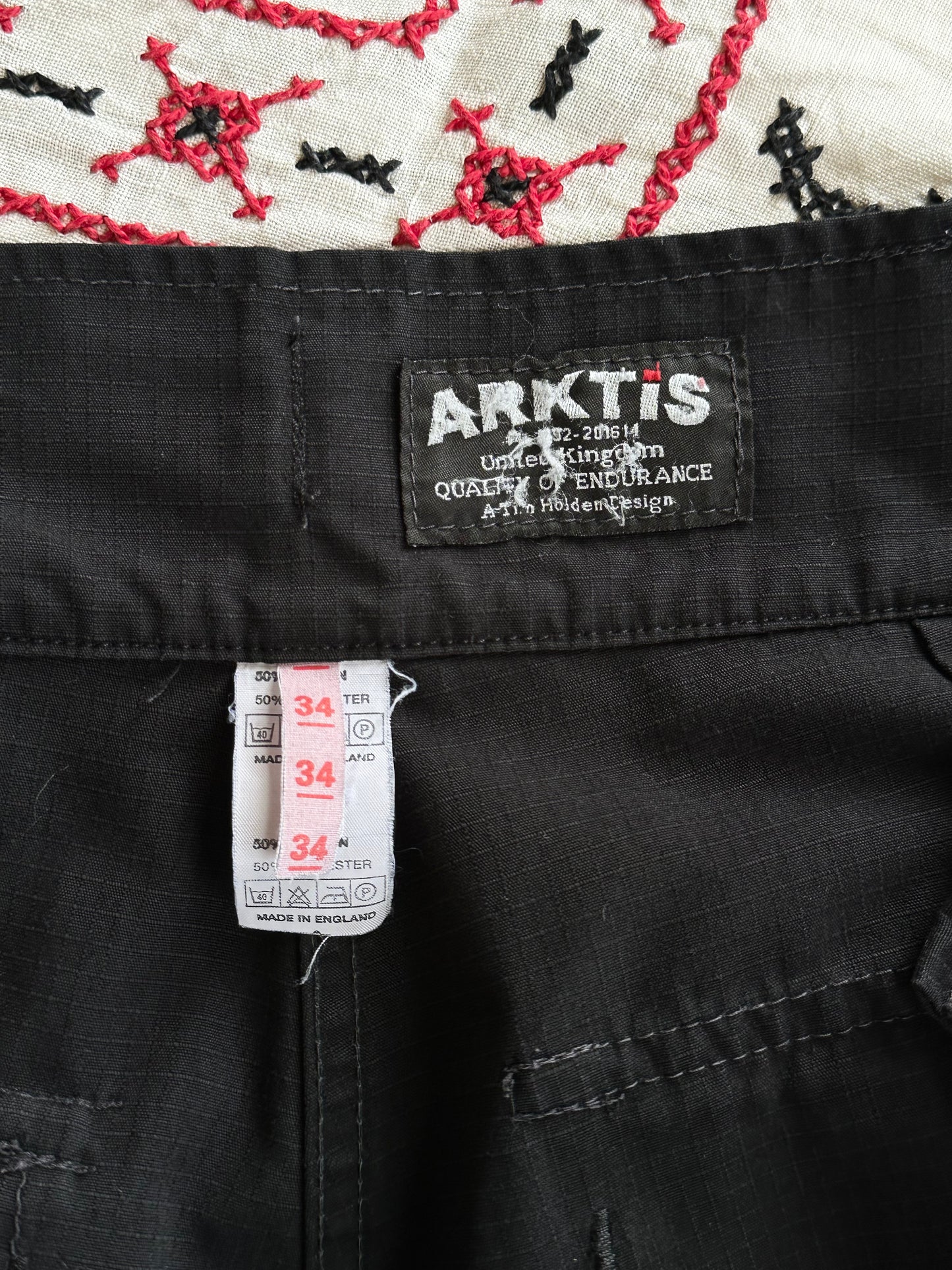 90s England Arktis combat trouser W29-39