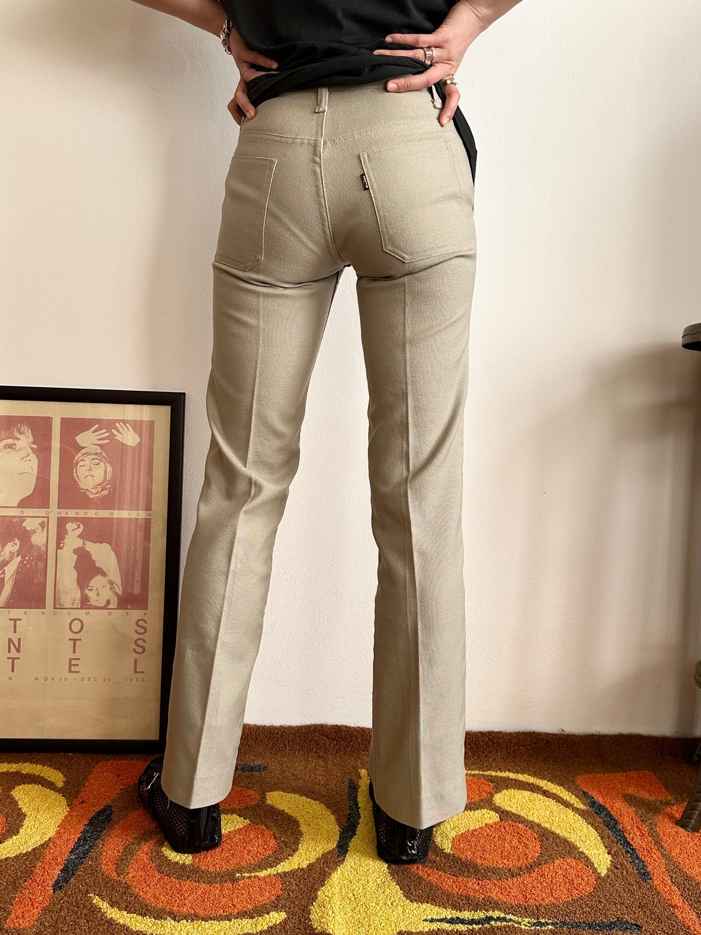 Levi's sta-prest W26
