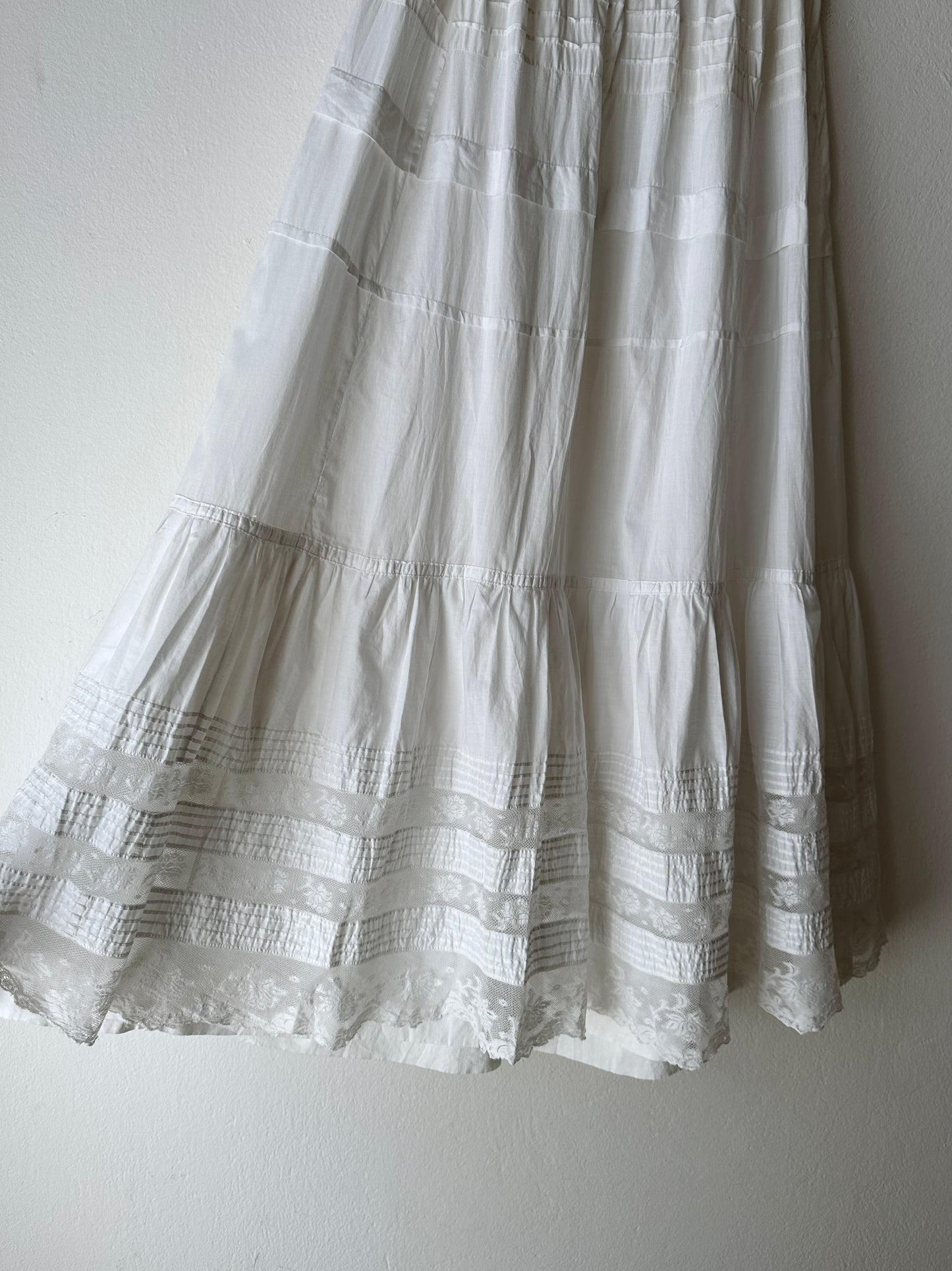Edwardian lace cotton petticoat W26
