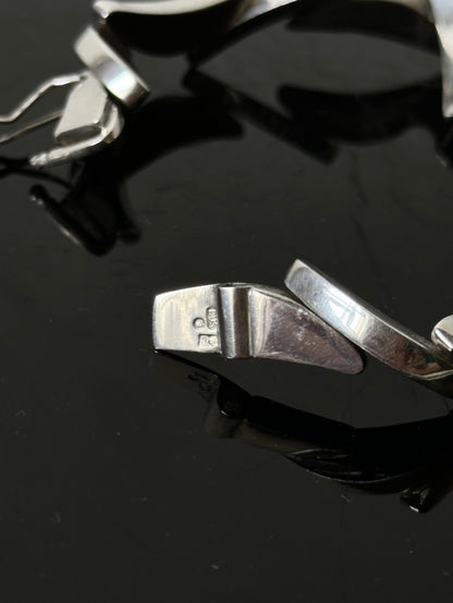 Polish special constructive bracelet