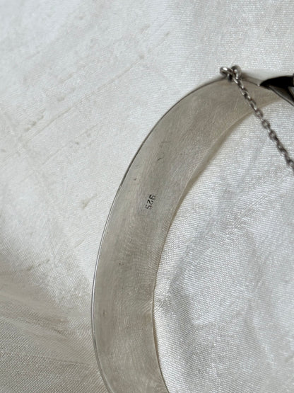 Sterling silver plump bangle