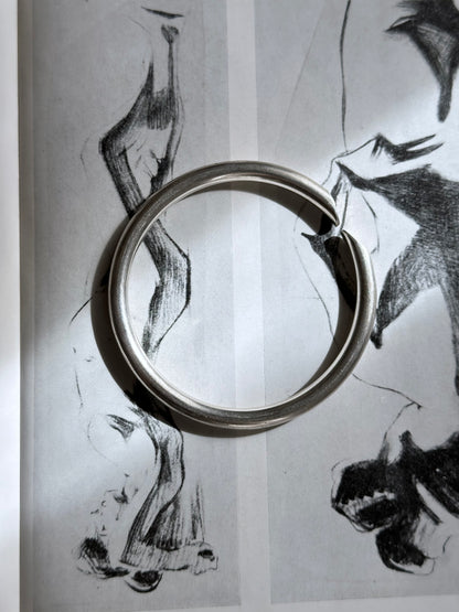 sterling silver incomplete round bangle
