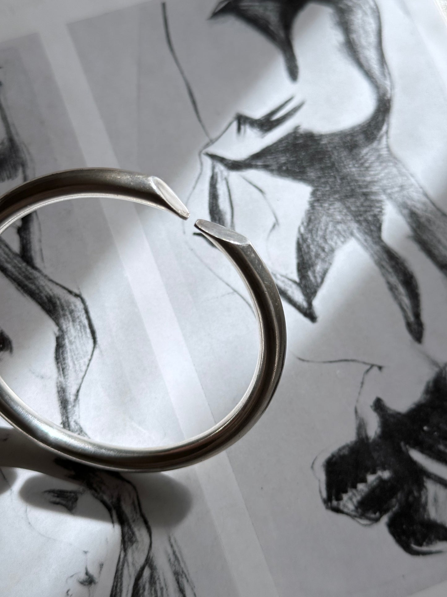 sterling silver incomplete round bangle
