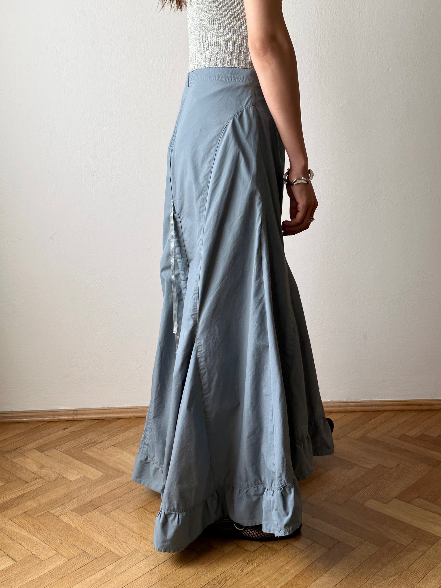 Asymmetrical lace up skirt in cloudy blue W27