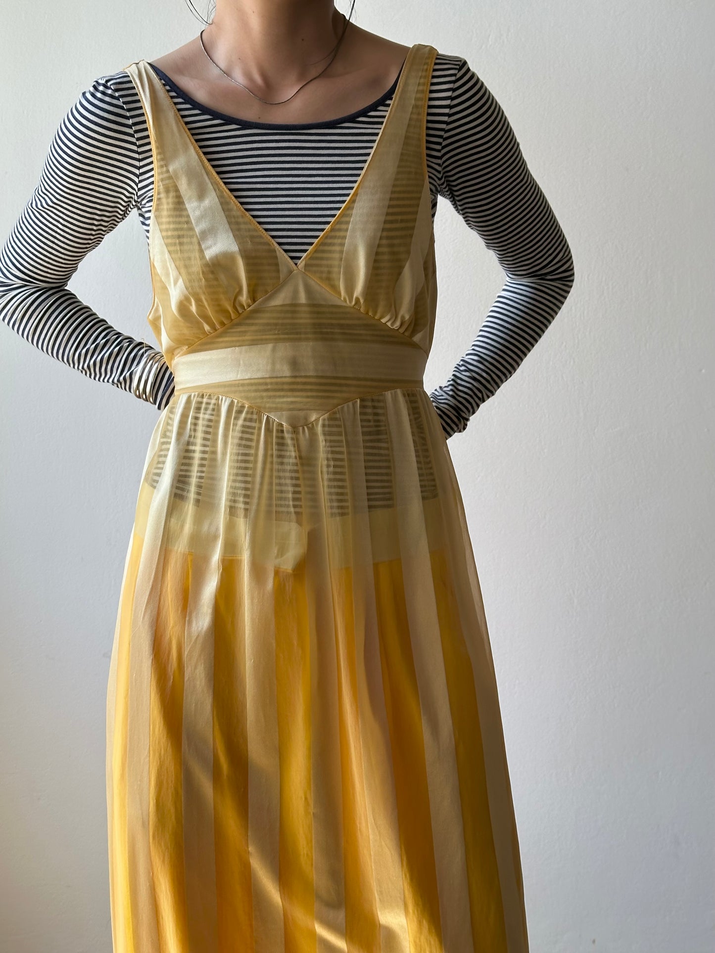 80s France beach parasol dress