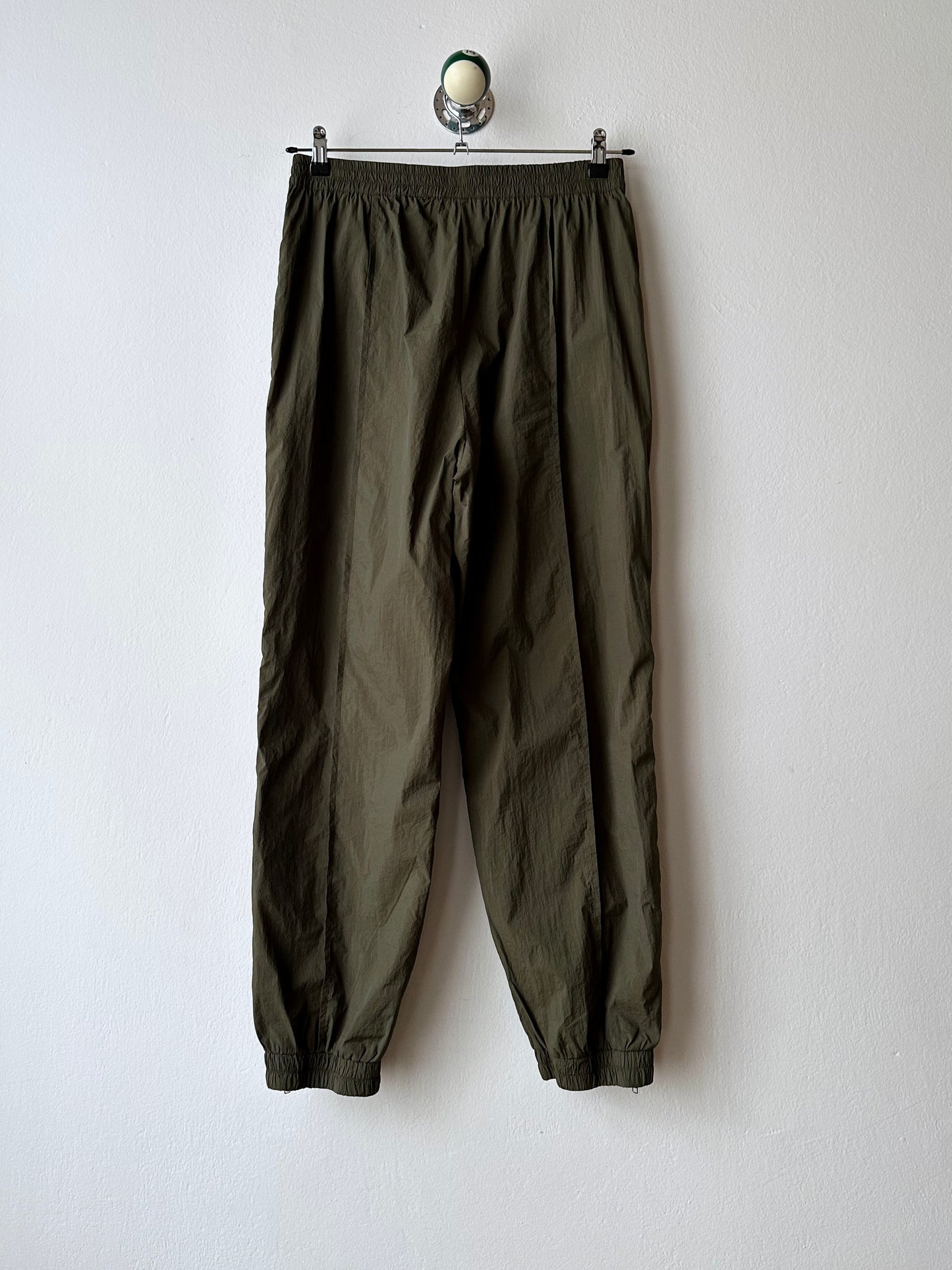 full-zip side nylon pants in olive W30-37