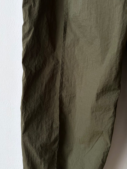 full-zip side nylon pants in olive W30-37