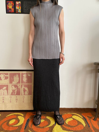 charcoal knit skirt