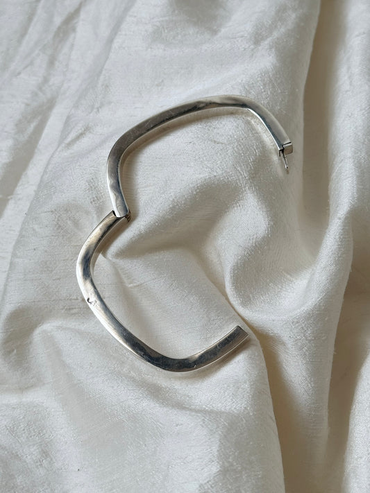 Czechoslovakian square pipe bangle