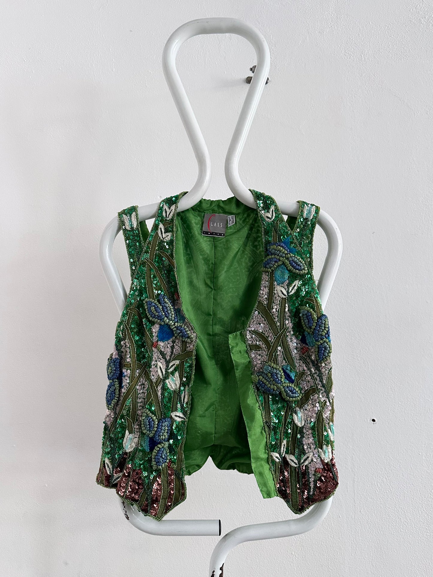 A wearable beaded painting