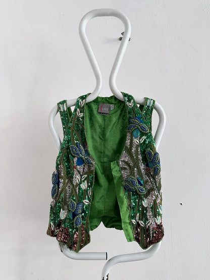 A wearable beaded painting