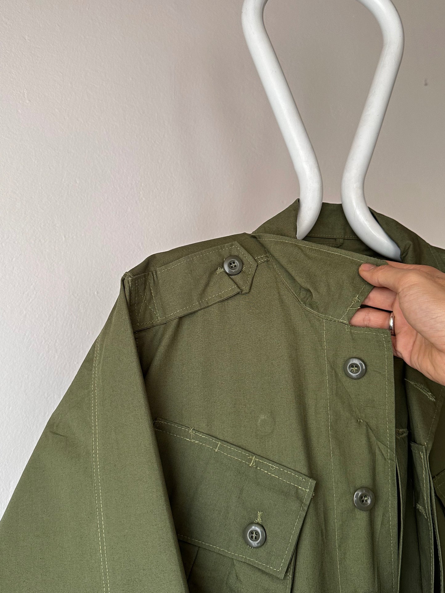 1964s US army jungle fatigue jacket , Dead stock