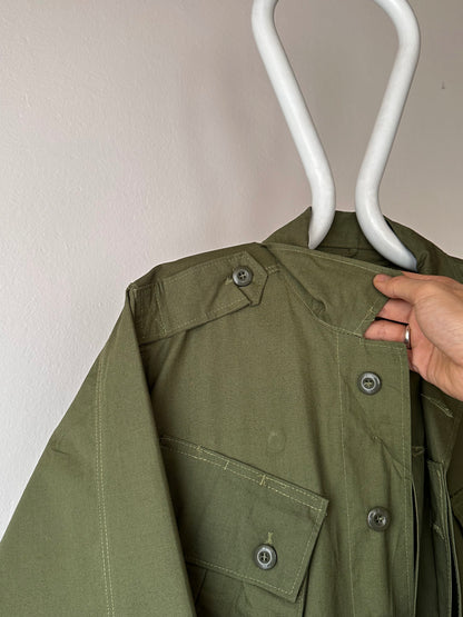 1964s US army jungle fatigue jacket , Dead stock