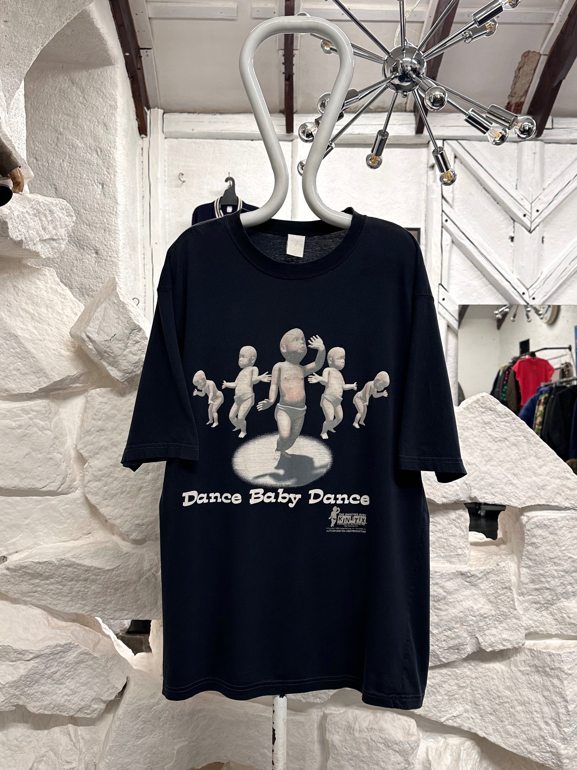 90's Dancing Baby T-shirt Vintage 90年代 Tee Tシャツ Black 黒 Tee Toto Praha Vintage clothing store 古着屋 プラハ