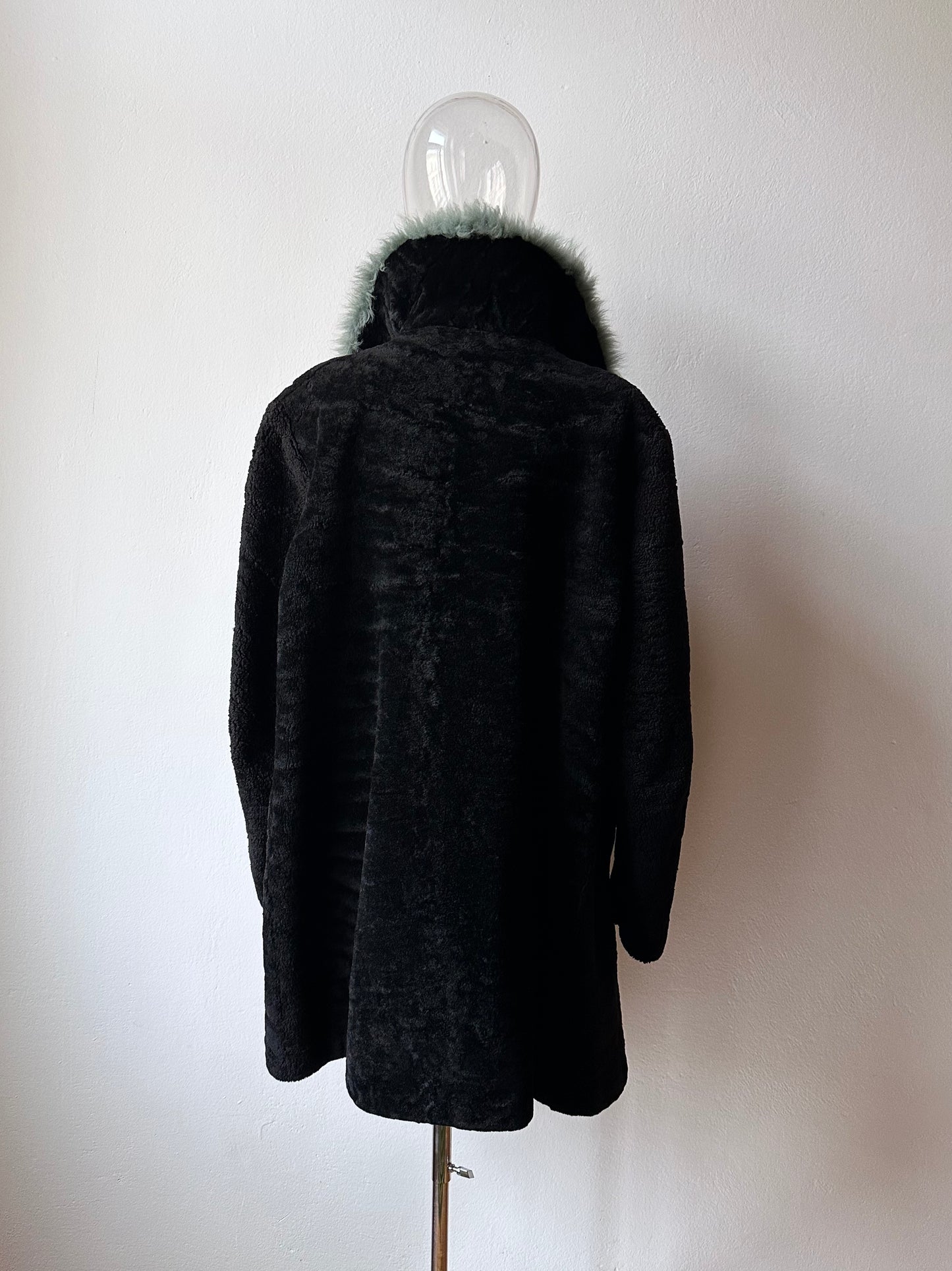 60s genuine sheepskin coat with mint collar