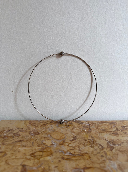 invisible clasp ball choker