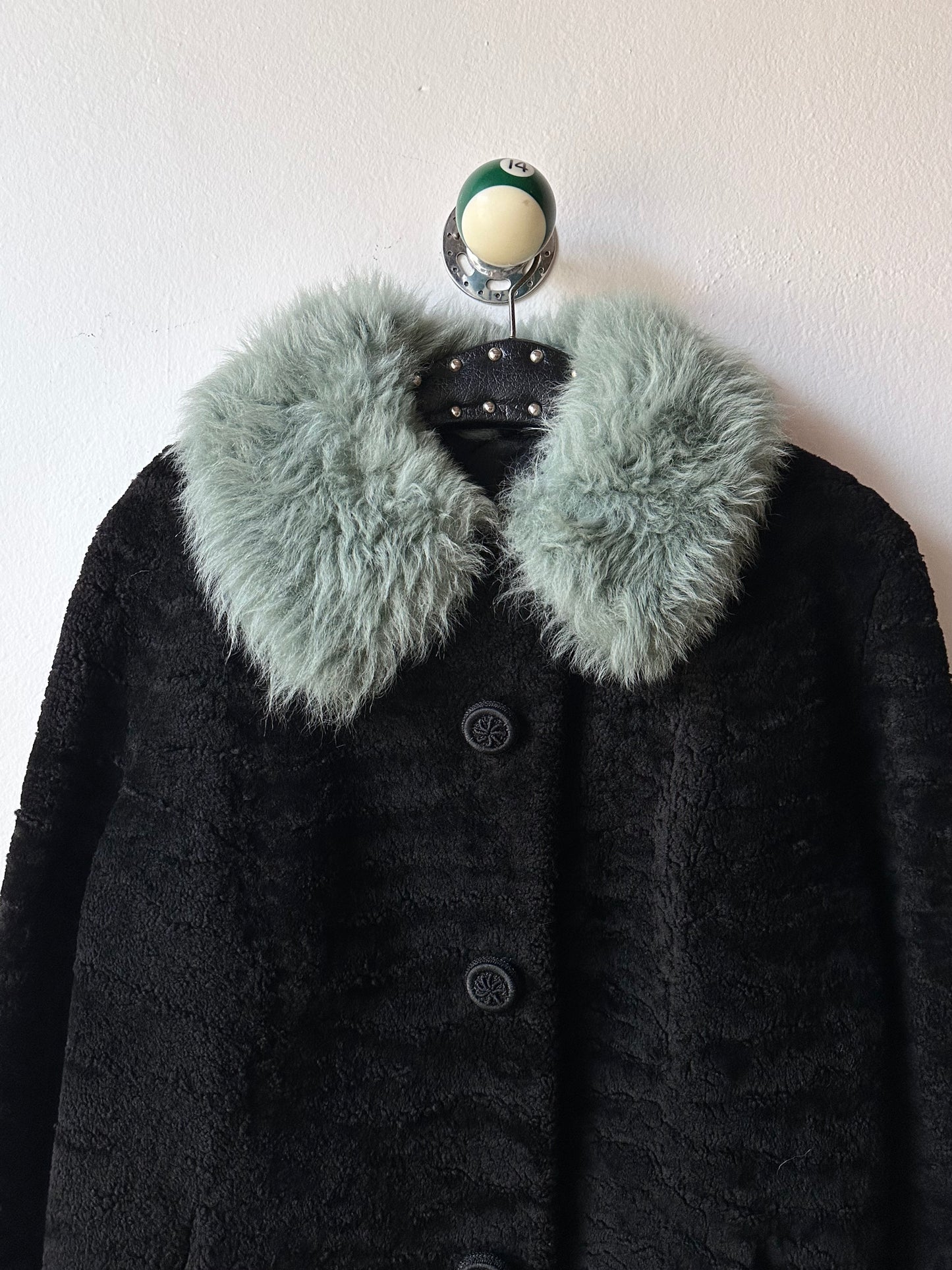 60s genuine sheepskin coat with mint collar