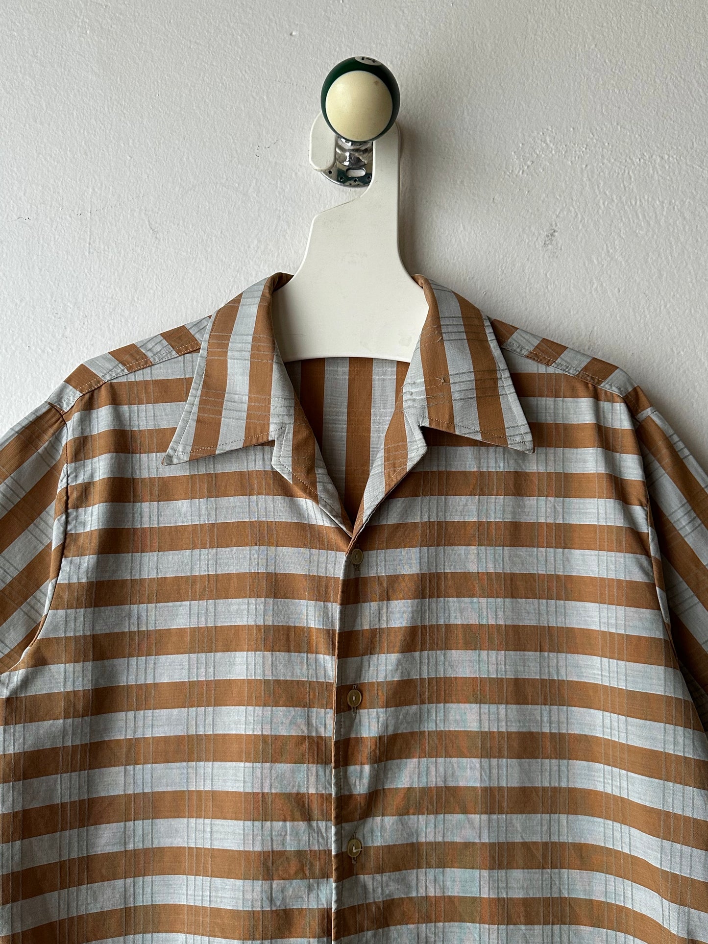 1970s leisure shirt