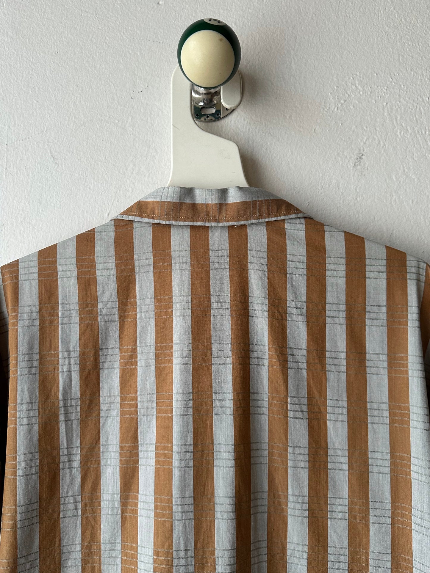 1970s leisure shirt