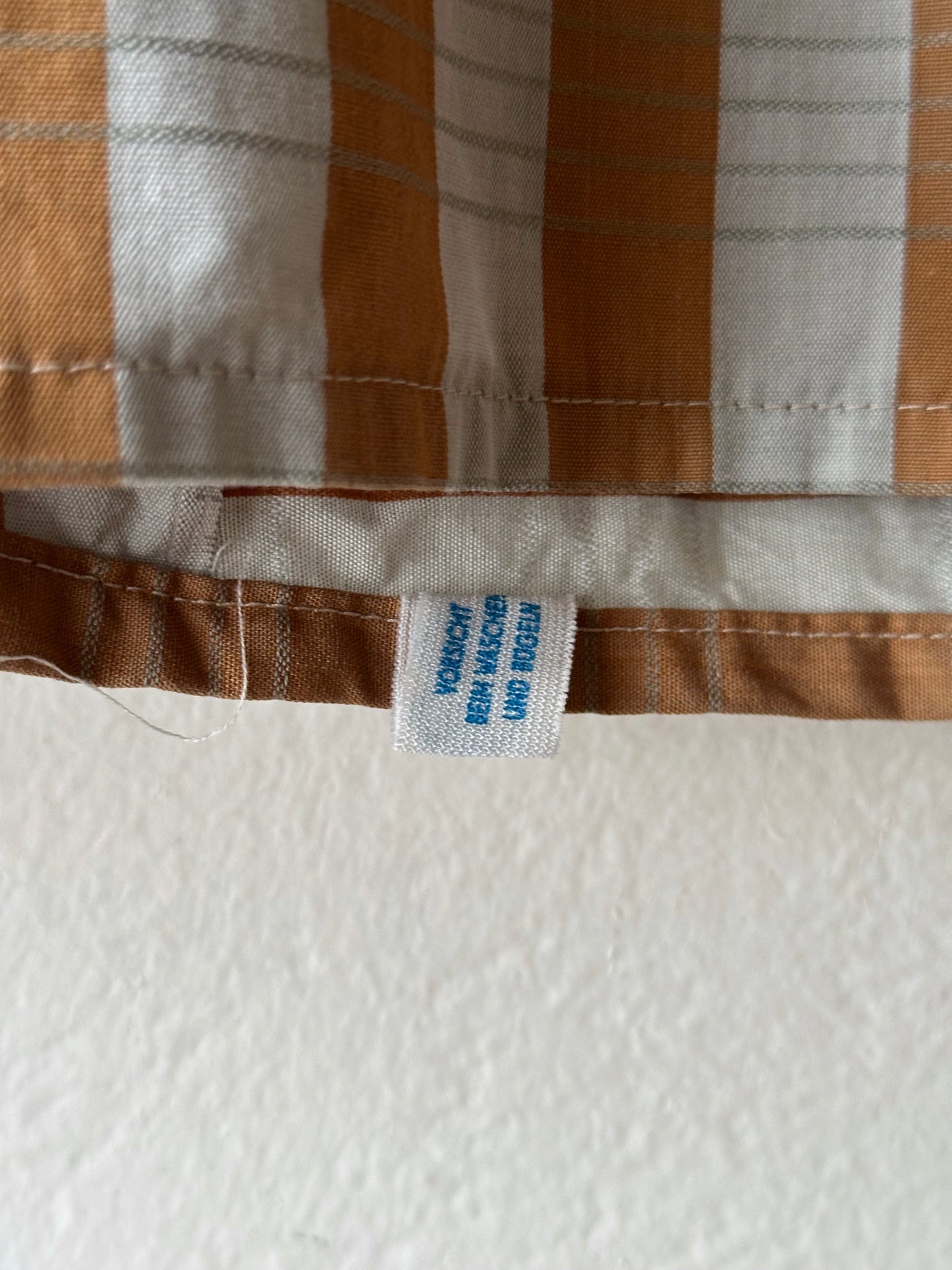 1970s leisure shirt
