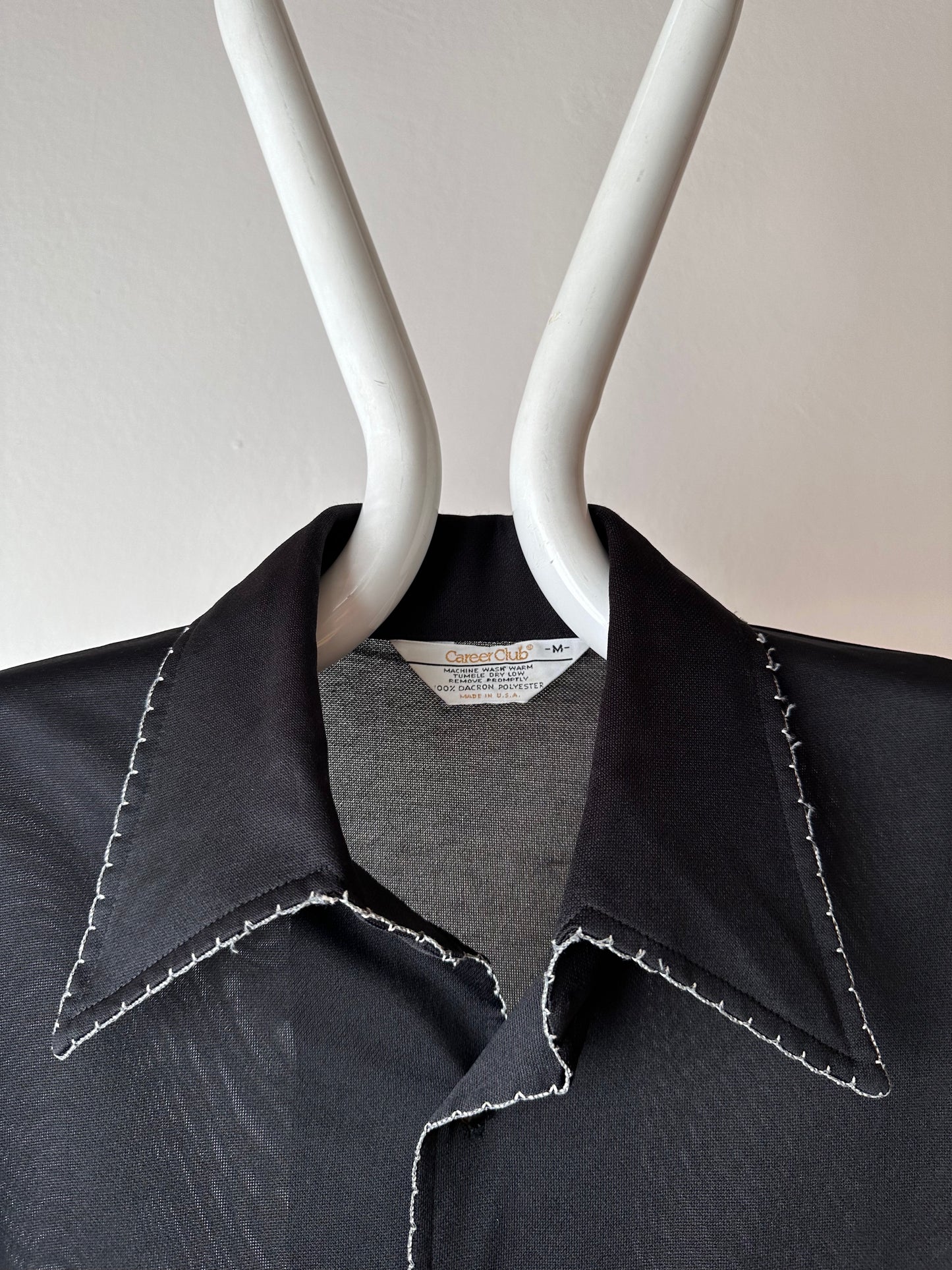 70s Poly Black