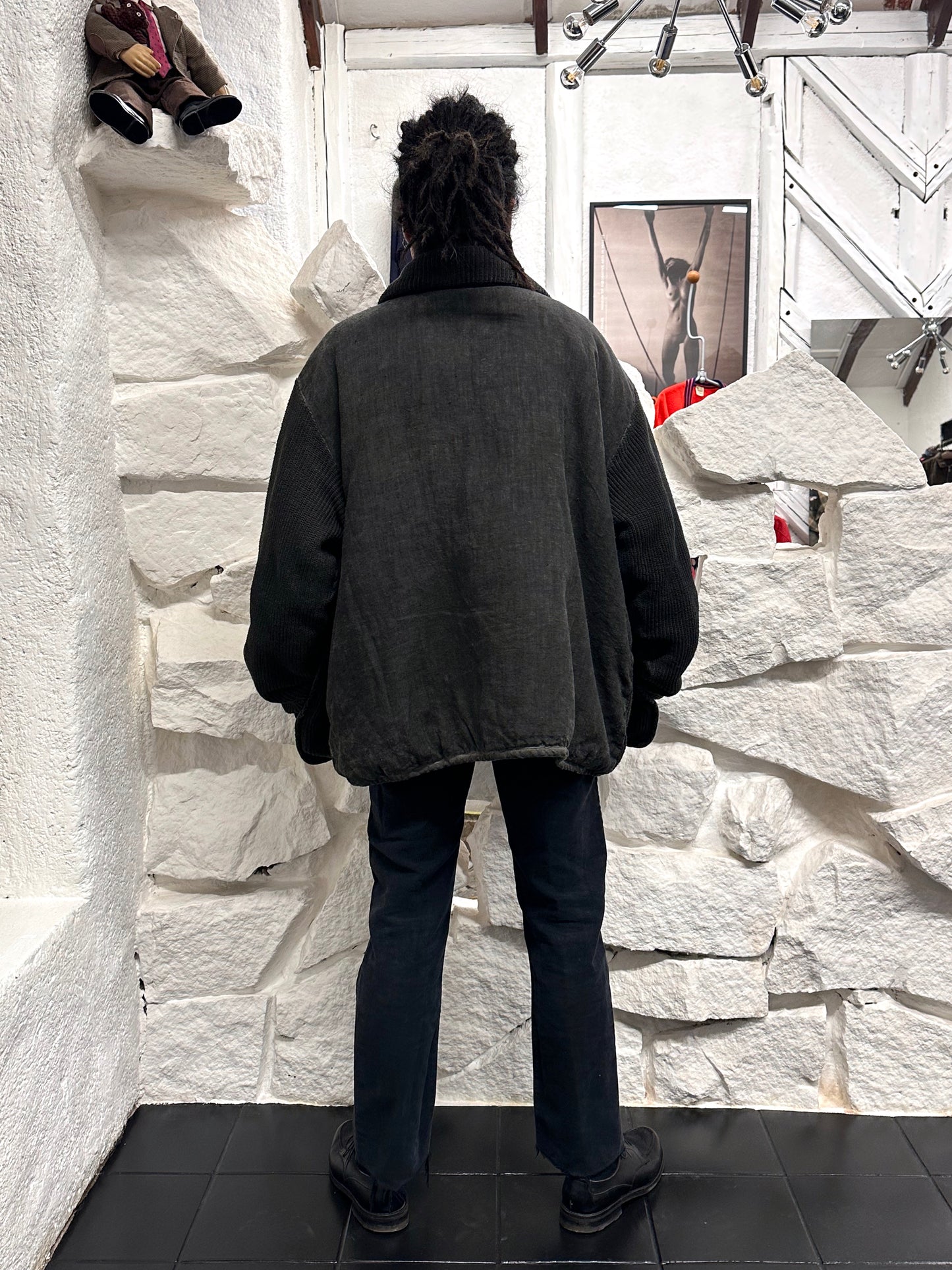 Toto Praha Vintage clothing store Antique shop プラハ 古着屋 古着 Black 黒 Prague Vintage ヴィンテージ ユーロ古着  ヨーロッパ古着 ユーロヴィンテージ