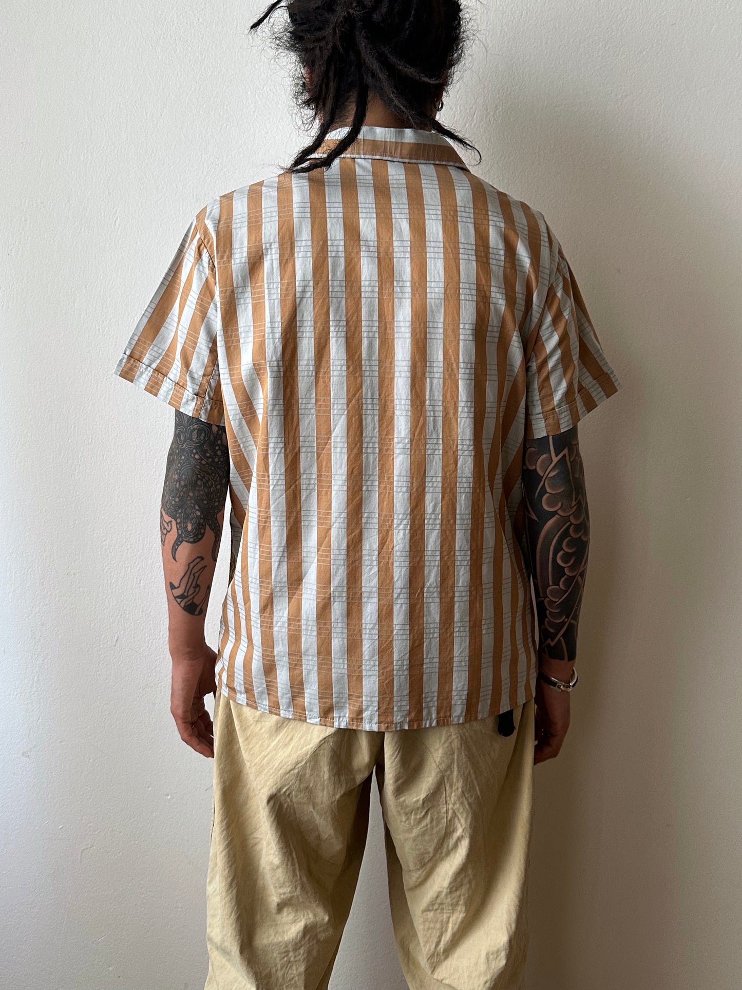 1970s leisure shirt
