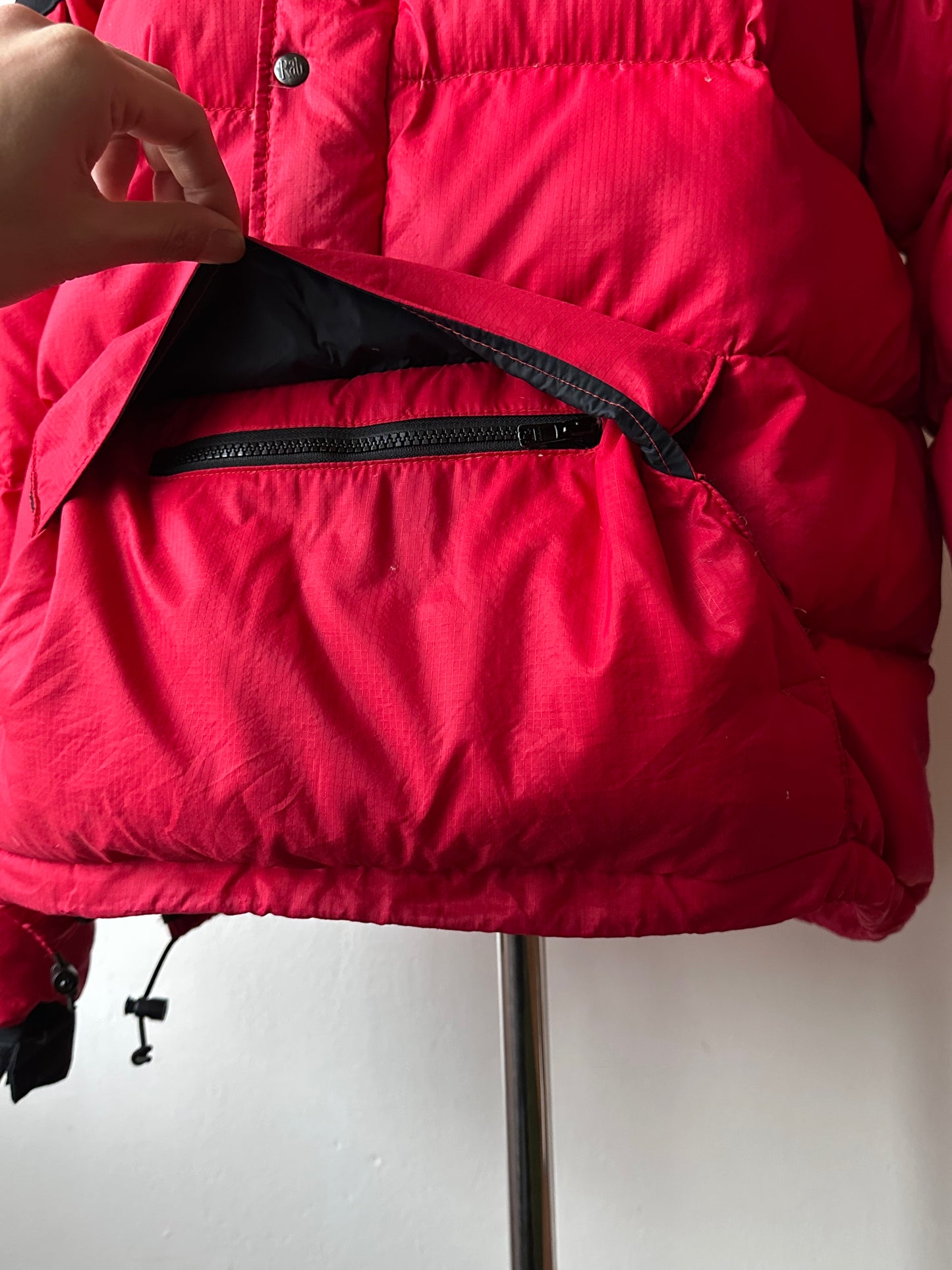 Rab England Down smock TOTO Praha Vintage clothing store プラハ 古着屋 ダウン 1990's 90年代 イギリス古着 スモック Pullover プルオーバー 