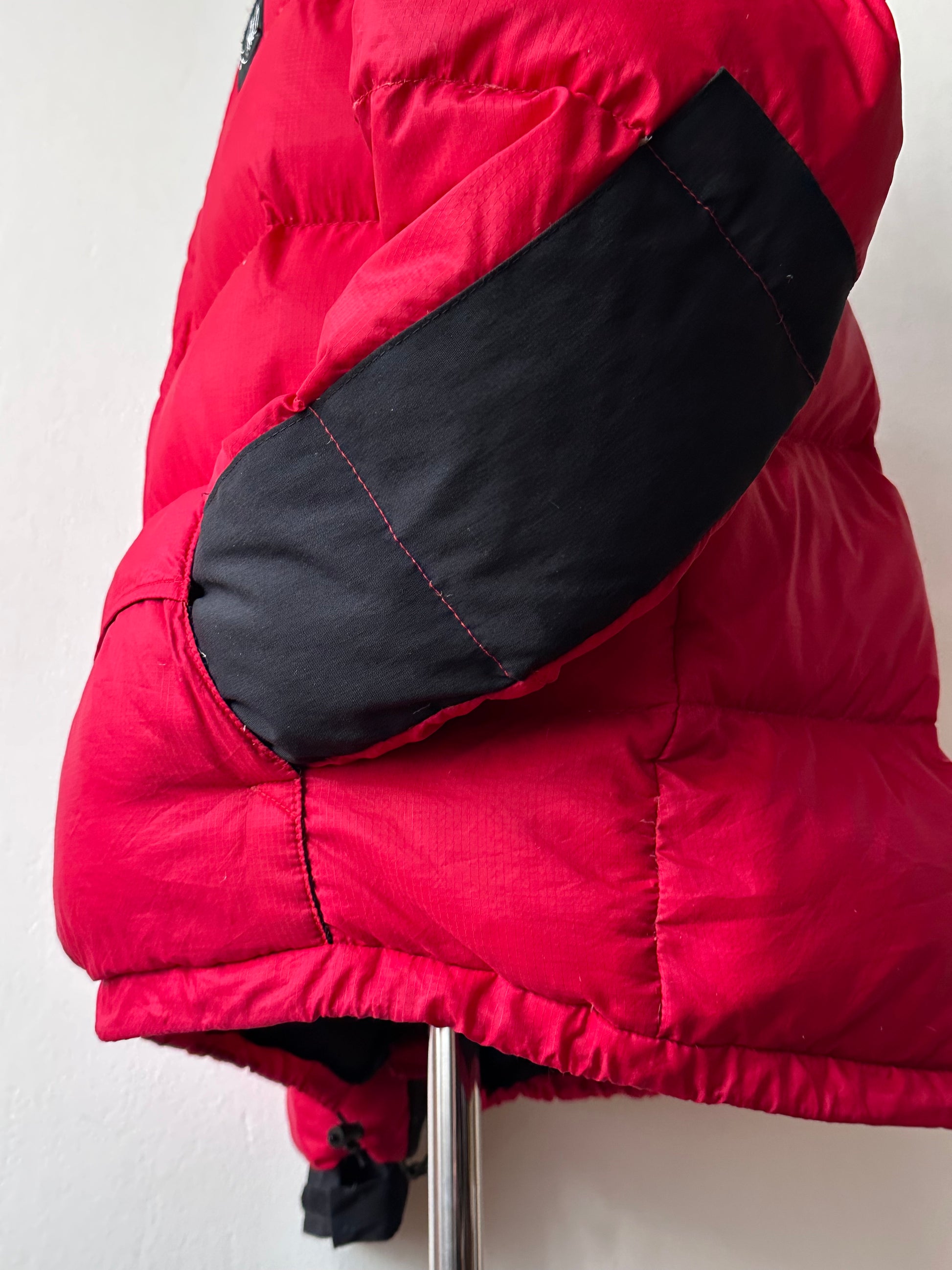 Rab England Down smock TOTO Praha Vintage clothing store プラハ 古着屋 ダウン 1990's 90年代 イギリス古着 スモック Pullover プルオーバー 