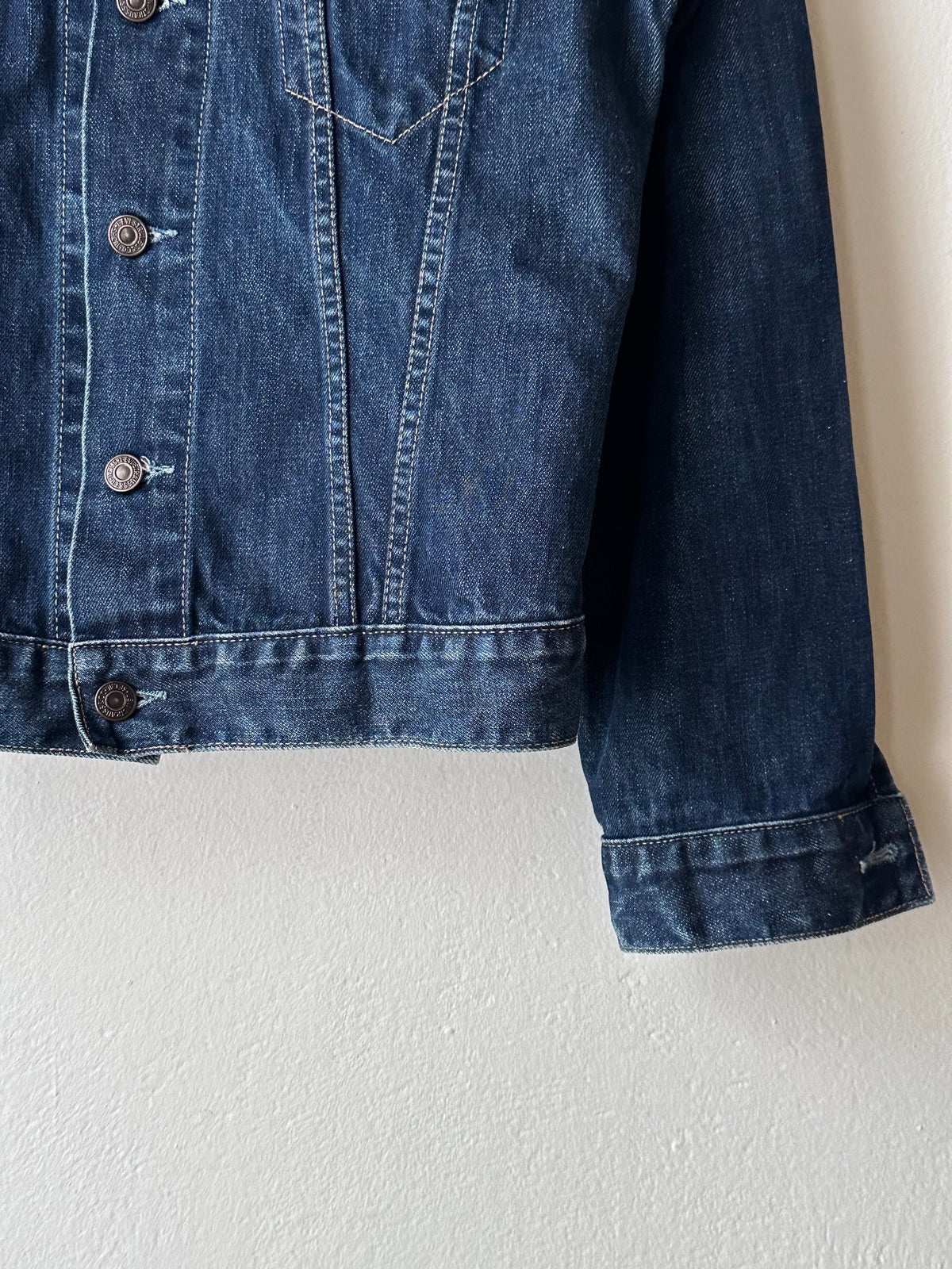 2001's Levi’s europa denim trucker jacket