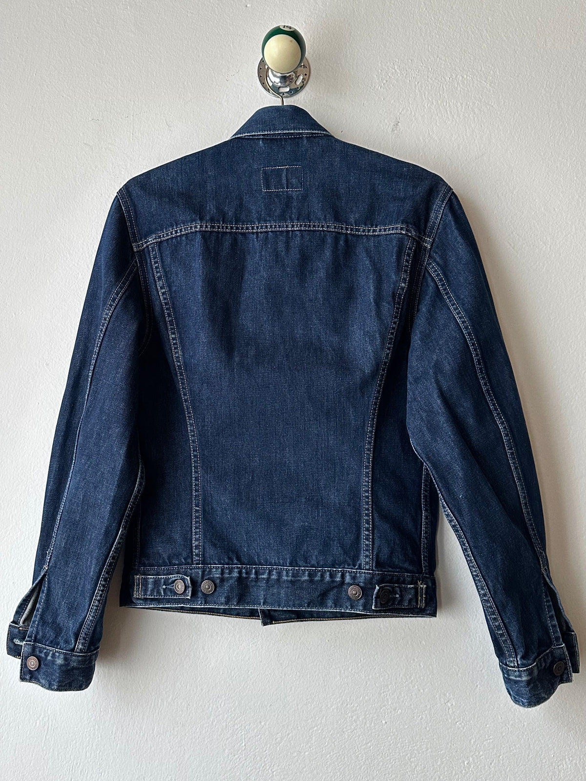2001's Levi’s europa denim trucker jacket