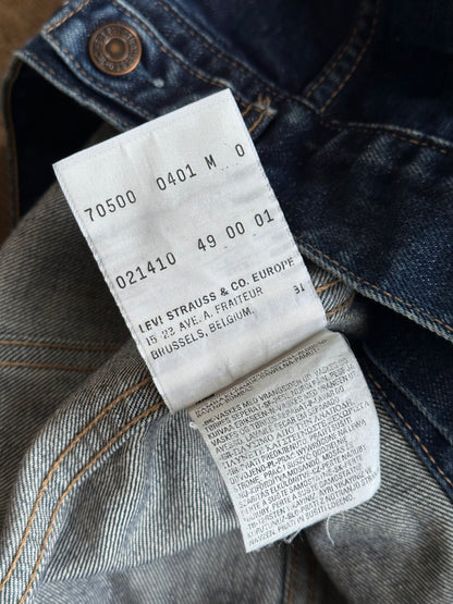 2001's Levi’s europa denim trucker jacket