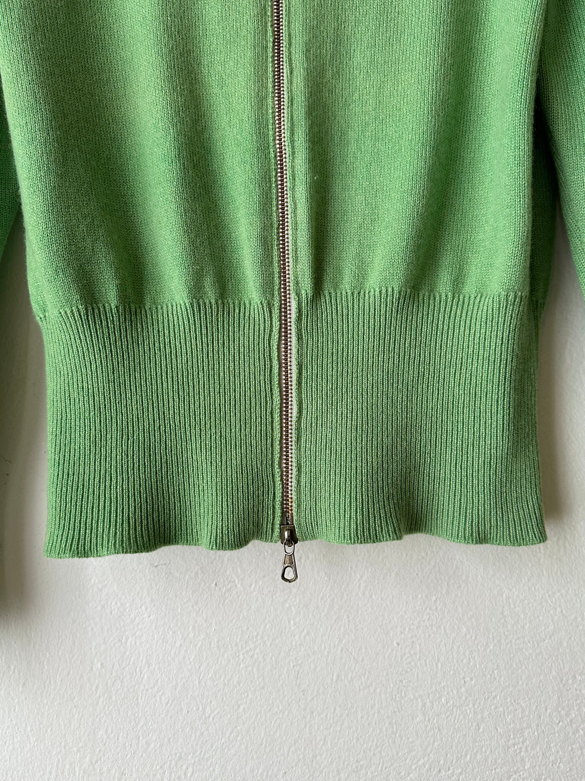 Pure cashmere knit in Jade-ite