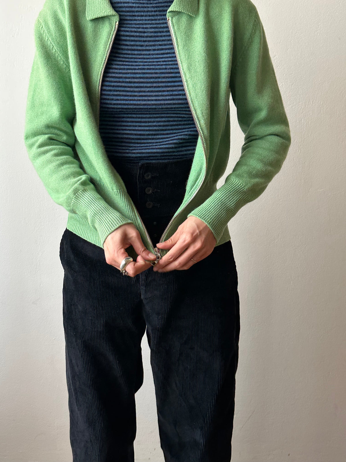 Pure cashmere knit in Jade-ite
