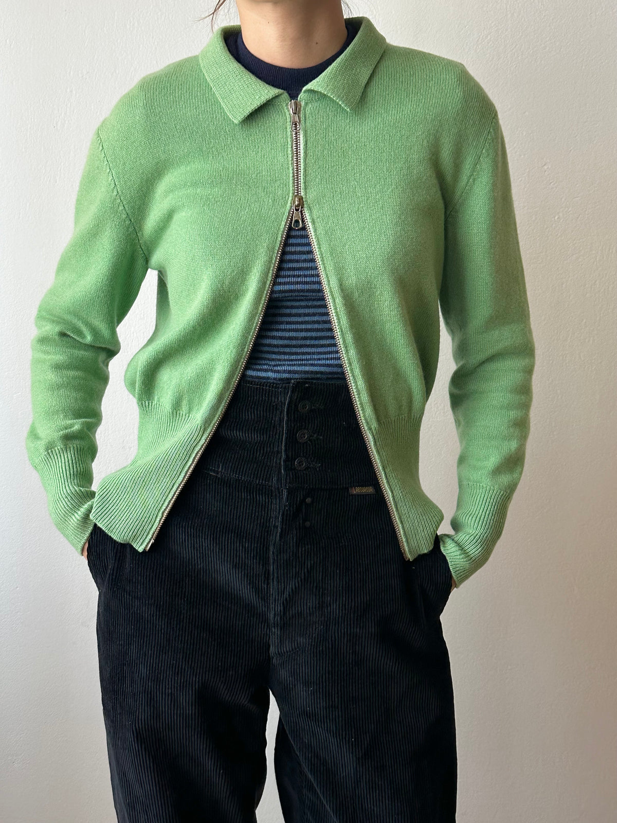 Pure cashmere knit in Jade-ite