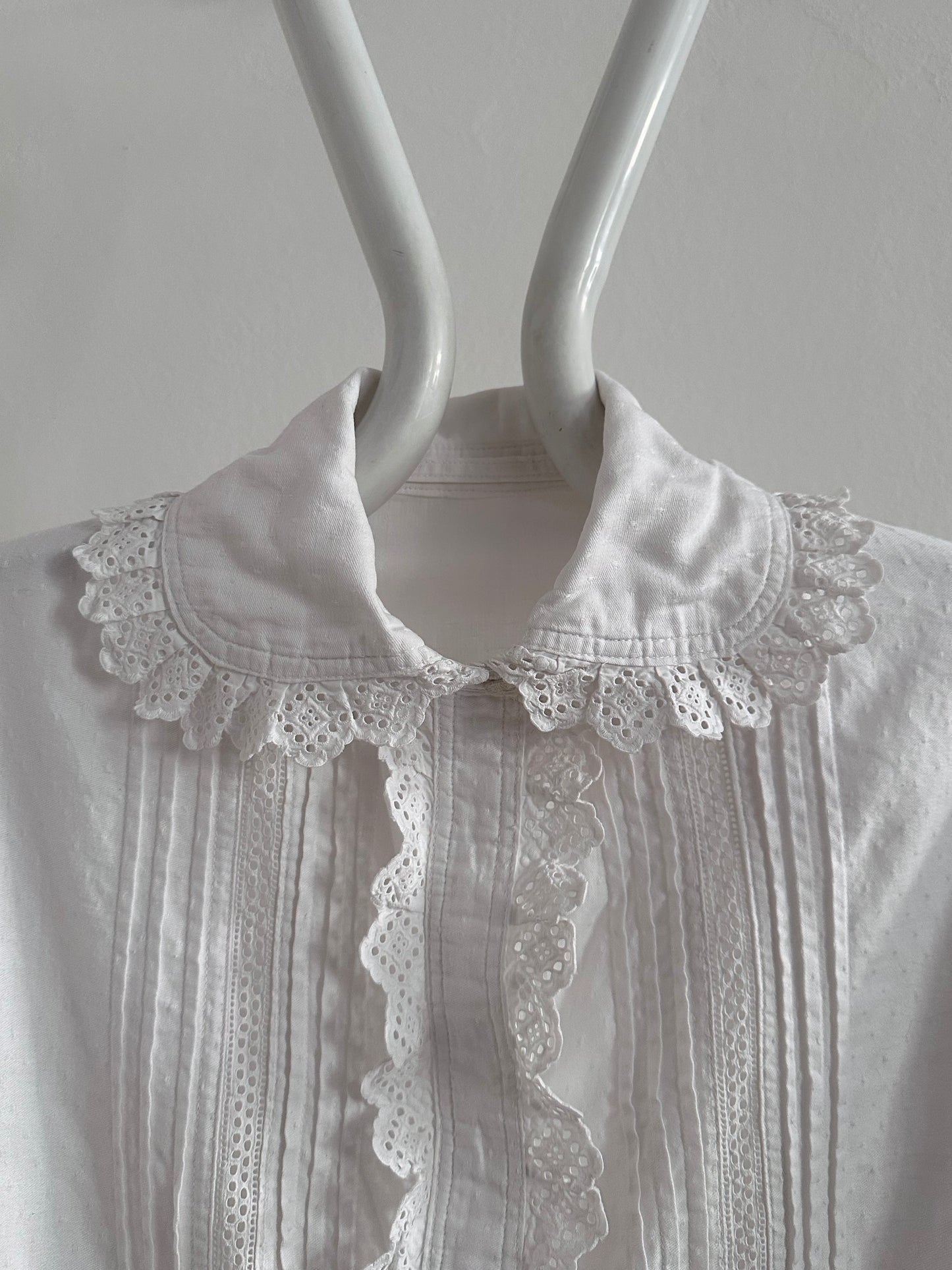 1900s German antique scallops blouse