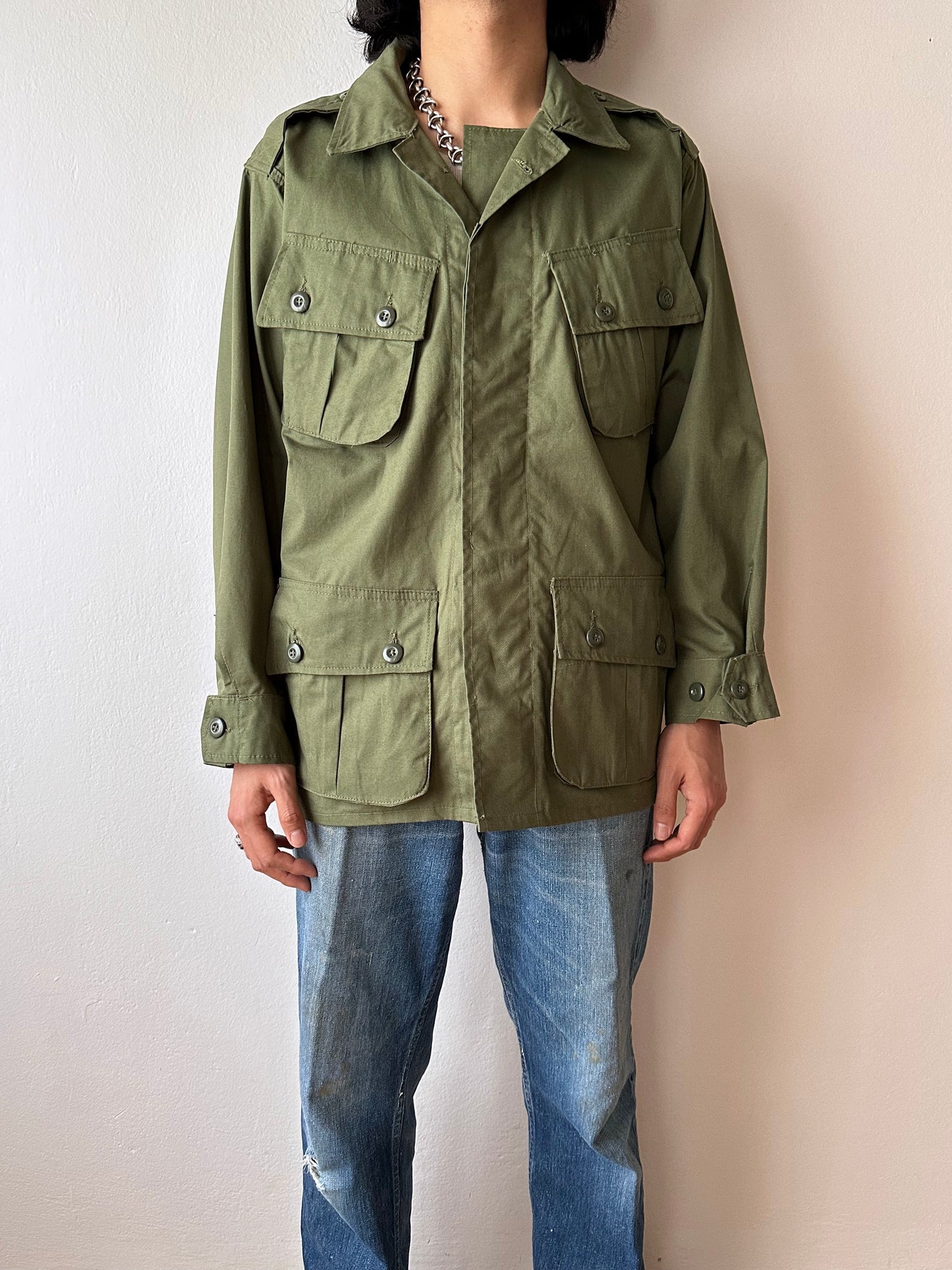 1964s US army jungle fatigue jacket , Dead stock