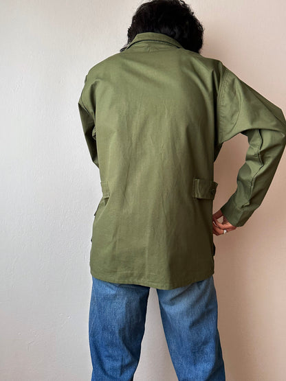 1964s US army jungle fatigue jacket , Dead stock
