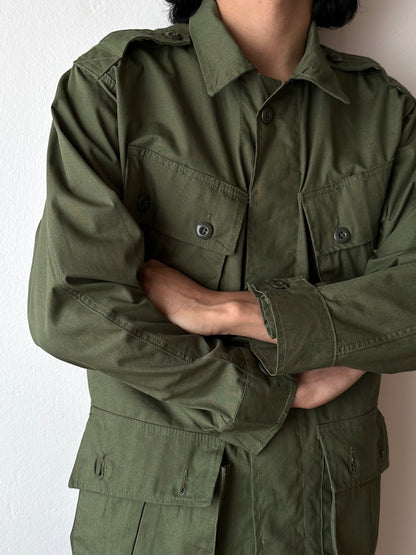 1964s US army jungle fatigue jacket , Dead stock
