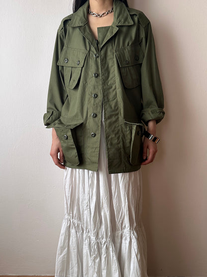 1964s US army jungle fatigue jacket , Dead stock