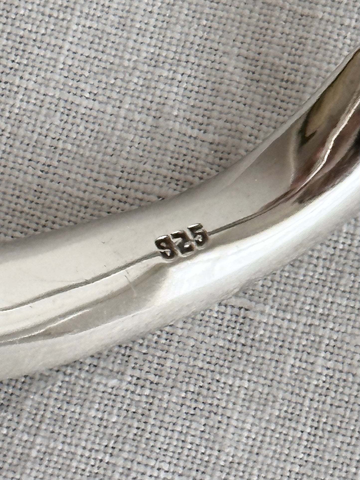 anonymous mobius bangle