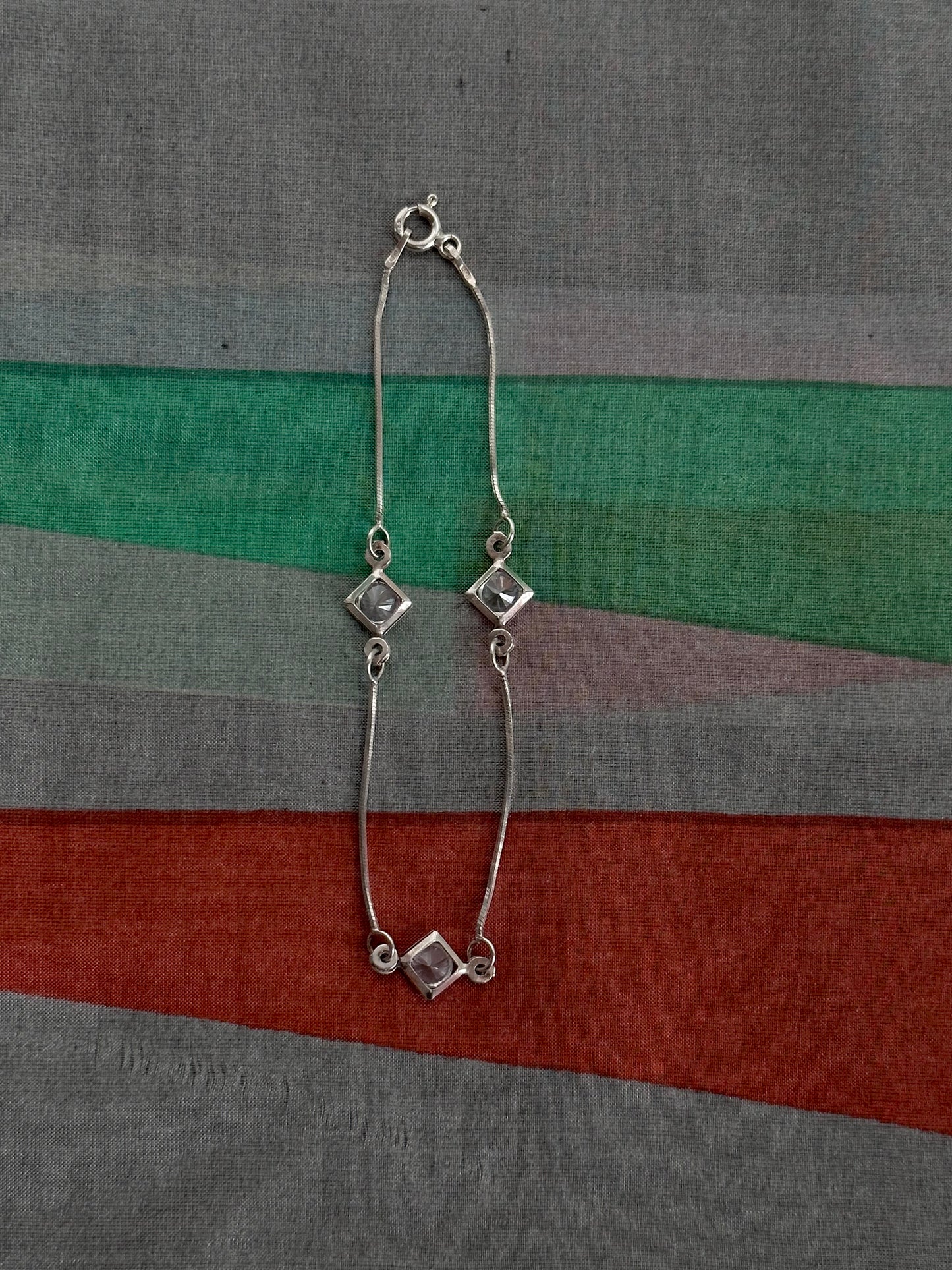 rhombic crystal bracelet