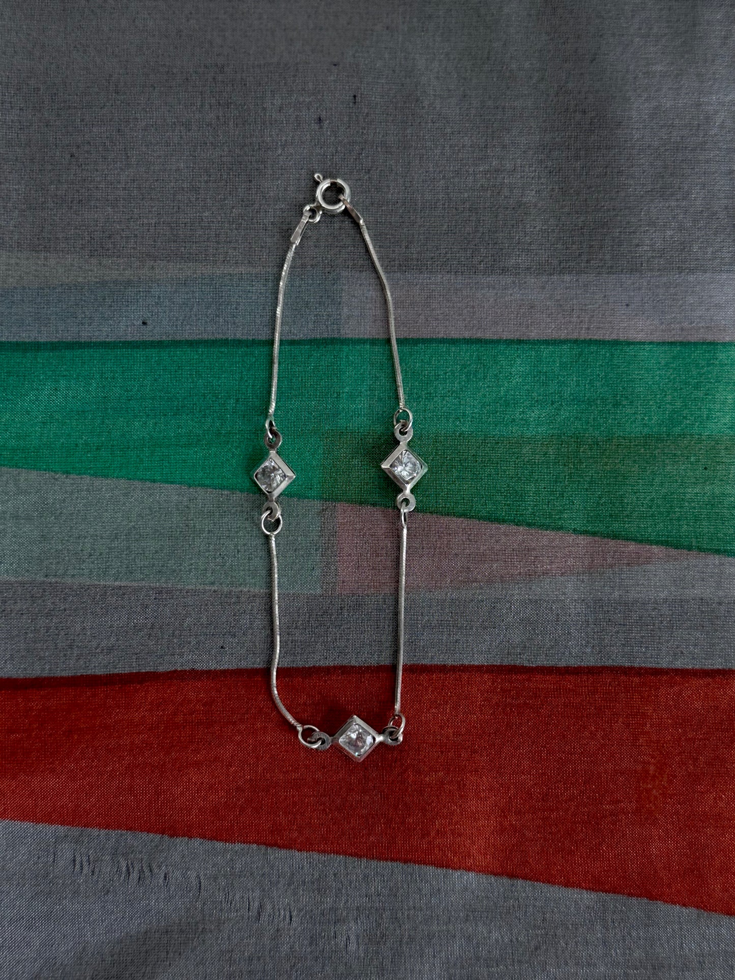 rhombic crystal bracelet