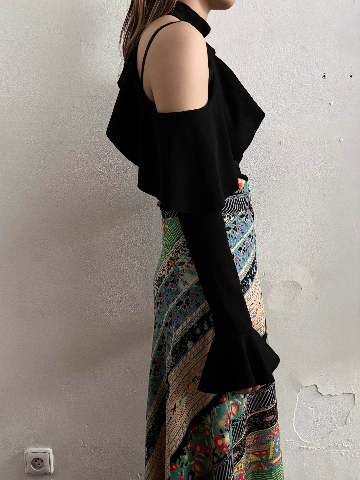 old Italy off shoulder top