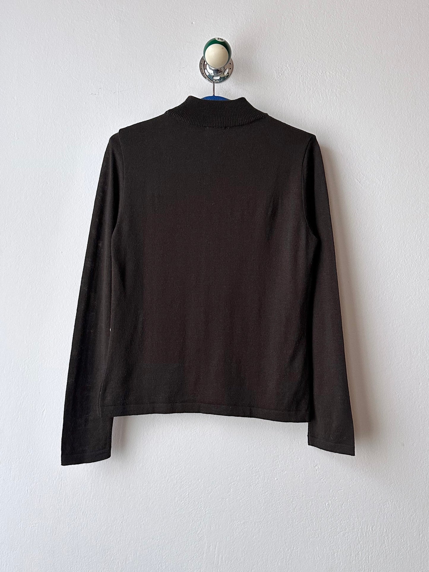 Merino wool thread embroidery knit