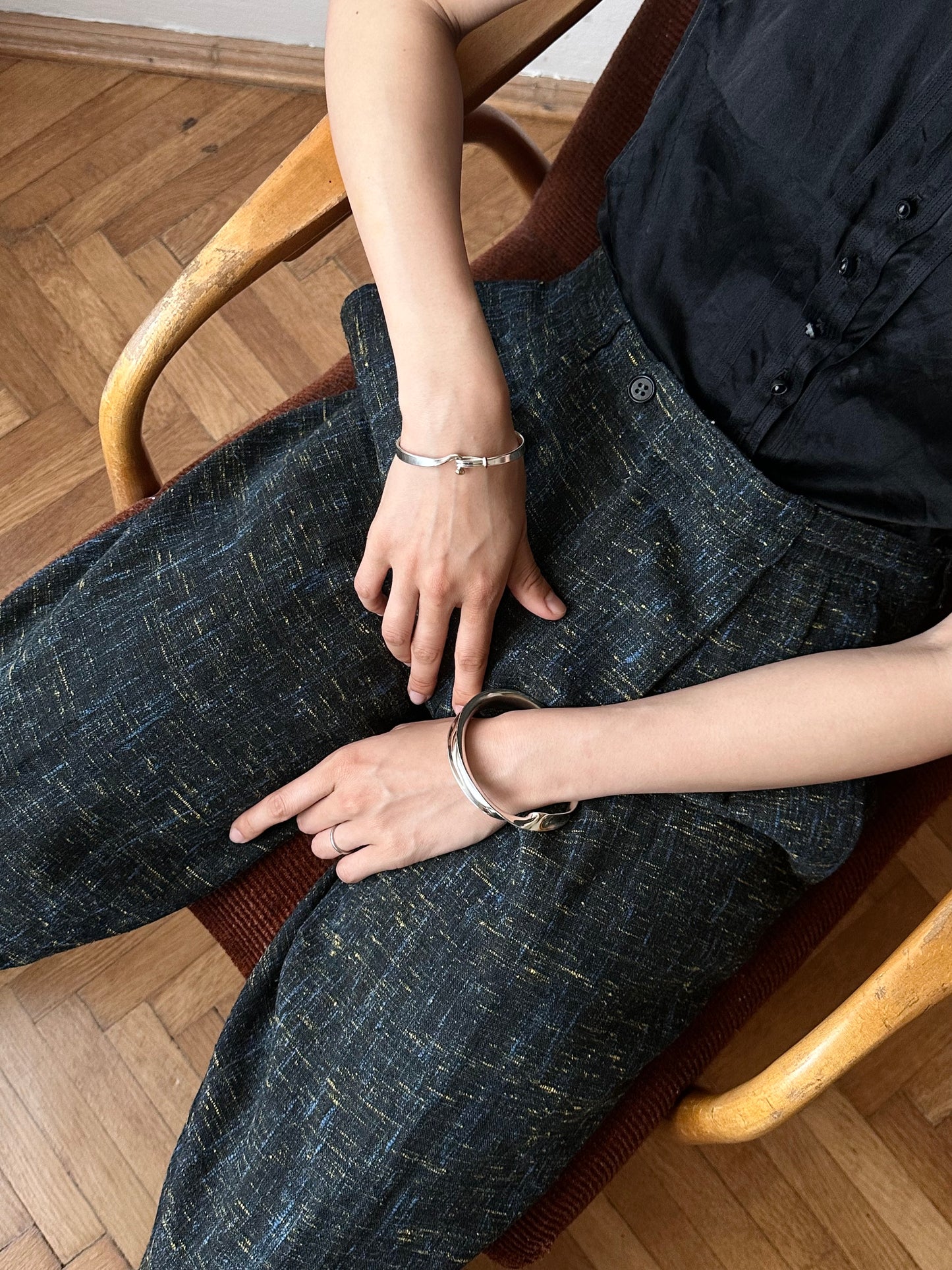 anonymous mobius bangle