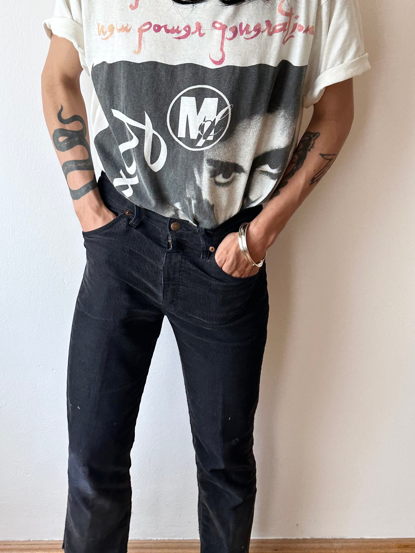 anonymous mobius bangle