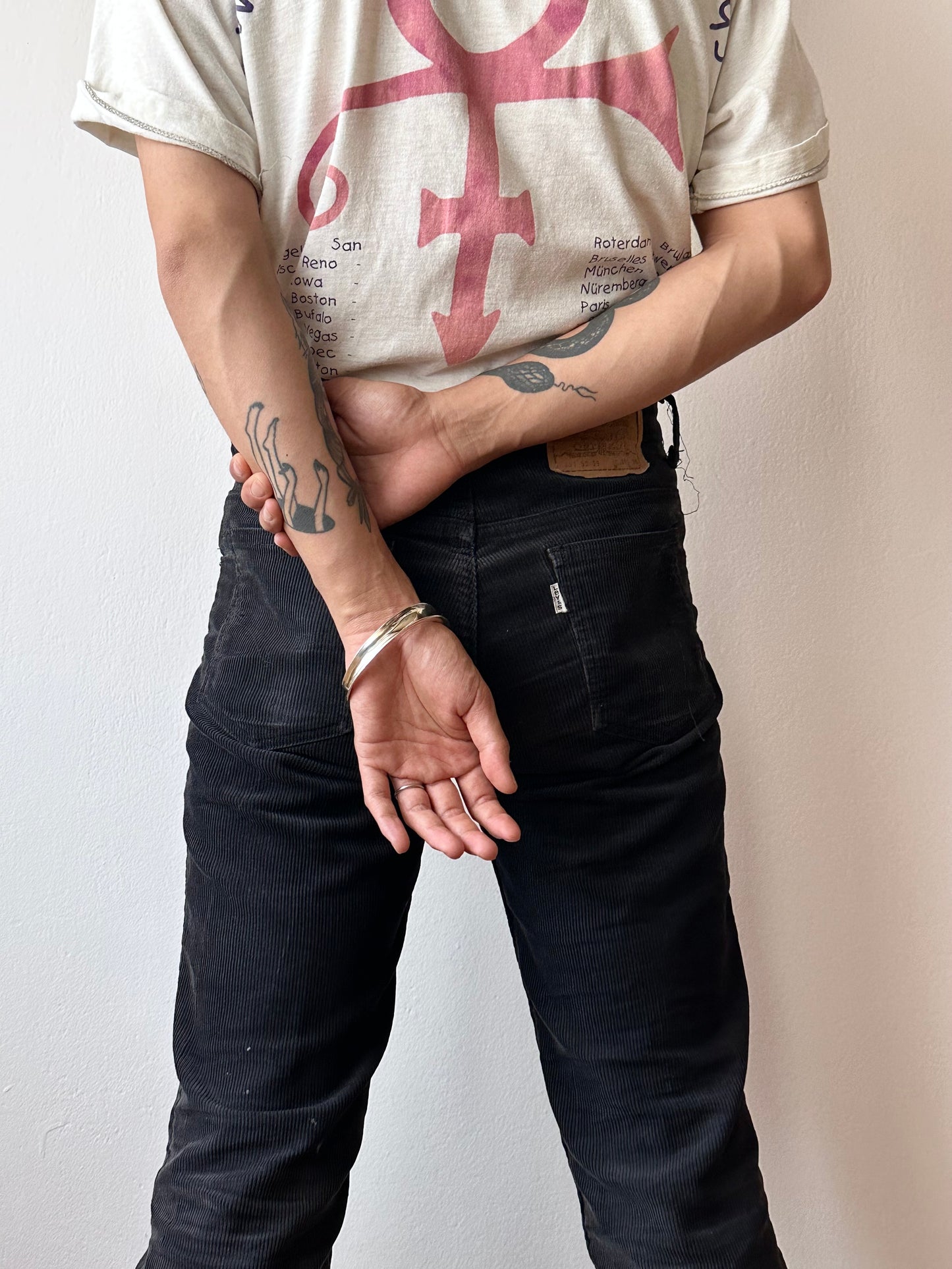 anonymous mobius bangle