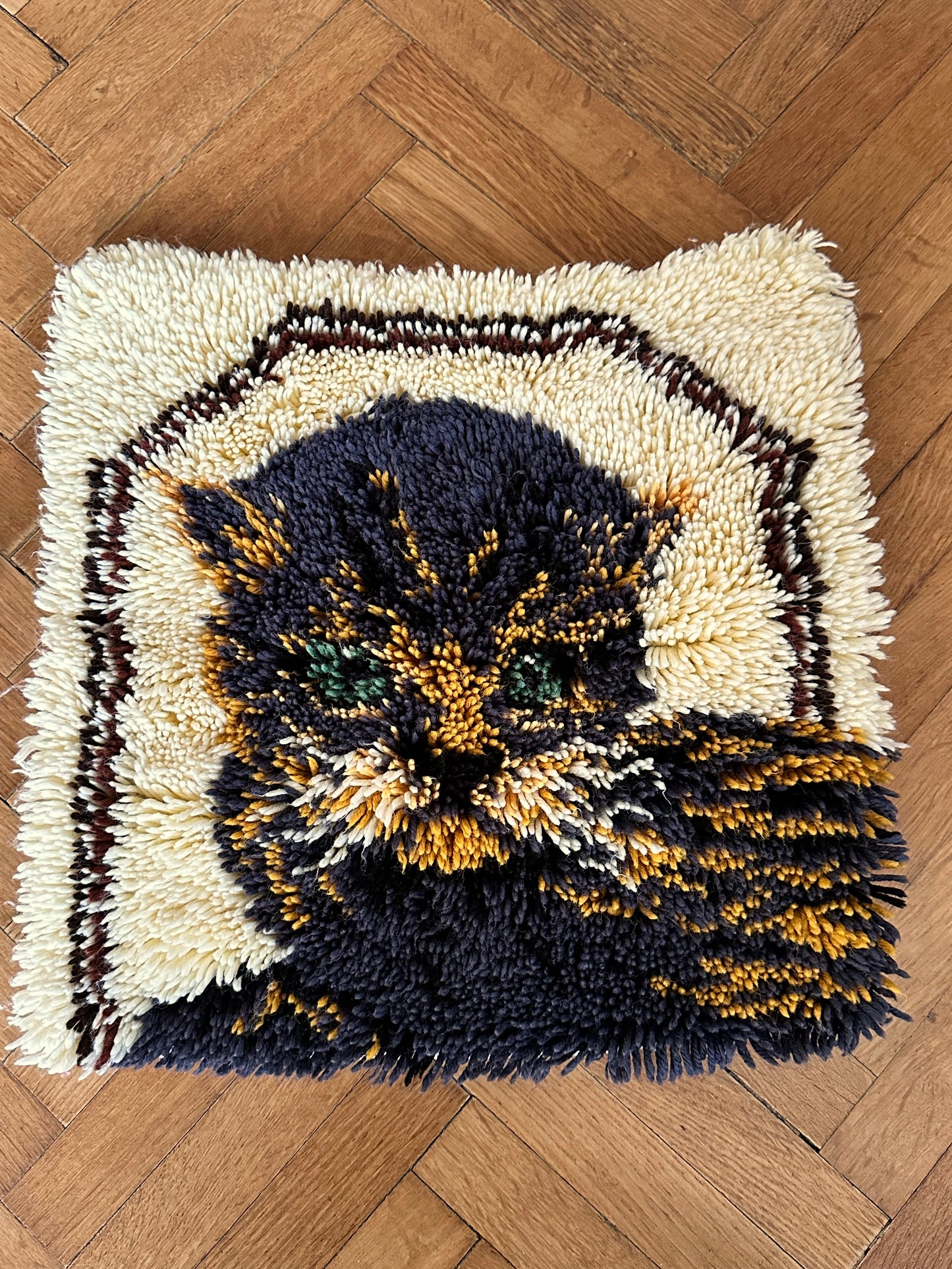 Cat mini rug