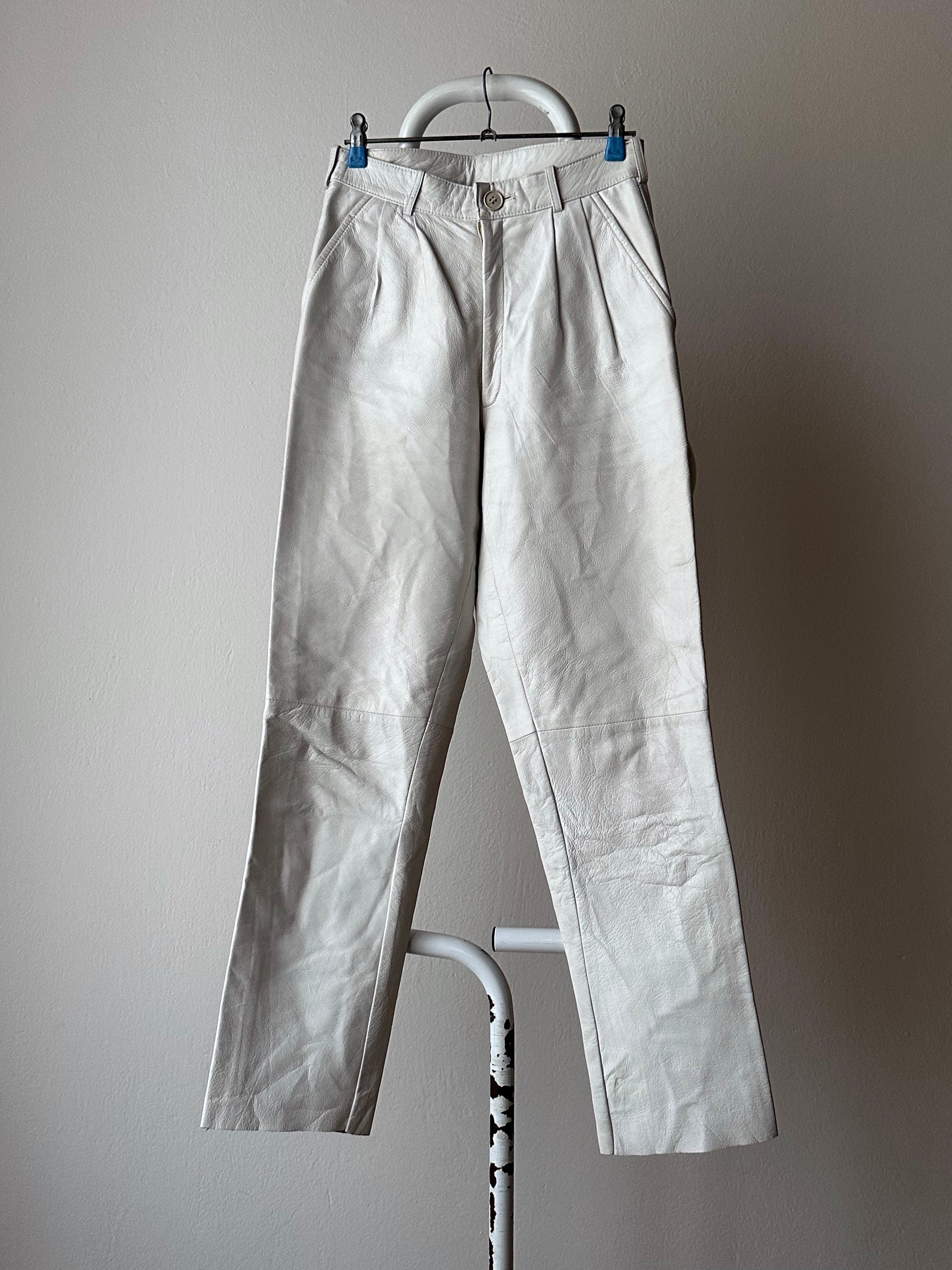 80's 1980's 80年代 Leather trousers Toto Praha Prague Vintage Vintage store Vintage clothing プラハ レザー レザパン レザーパンツ ヴィンテージ 古着屋 古着 ユーロ古着 ヨーロッパ古着